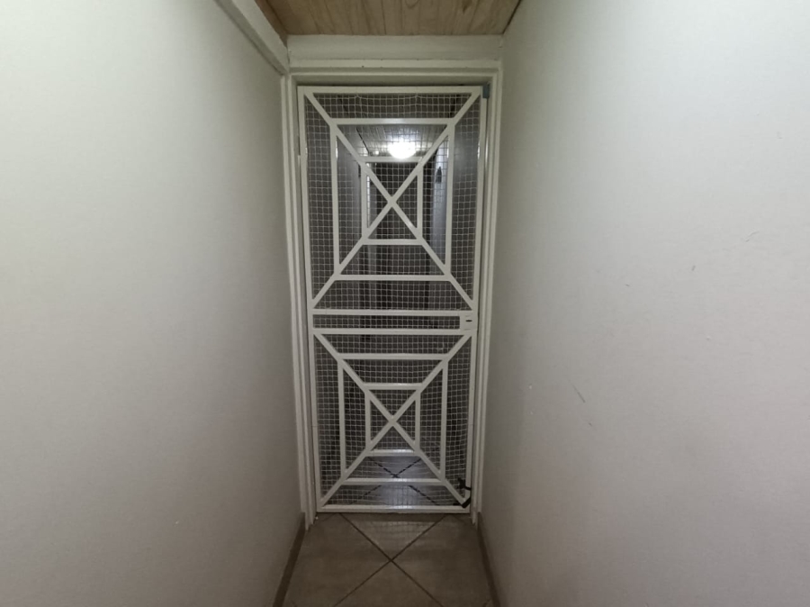 4 Bedroom Property for Sale in Mooinooi North West